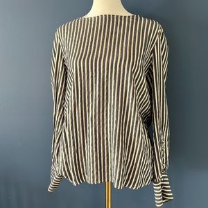 Express Blouse with Metallic gold stripes